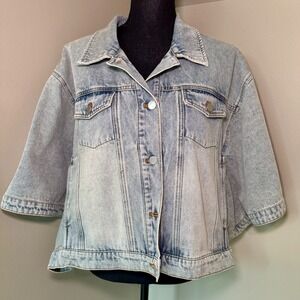 Miou Muse Womens Cape Style Denim Jacket Light Wash Short Sleeve Cropped Medium